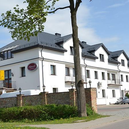 Sala Bankietowa I Pokoje Goscinne Sokolka Kültér fotó
