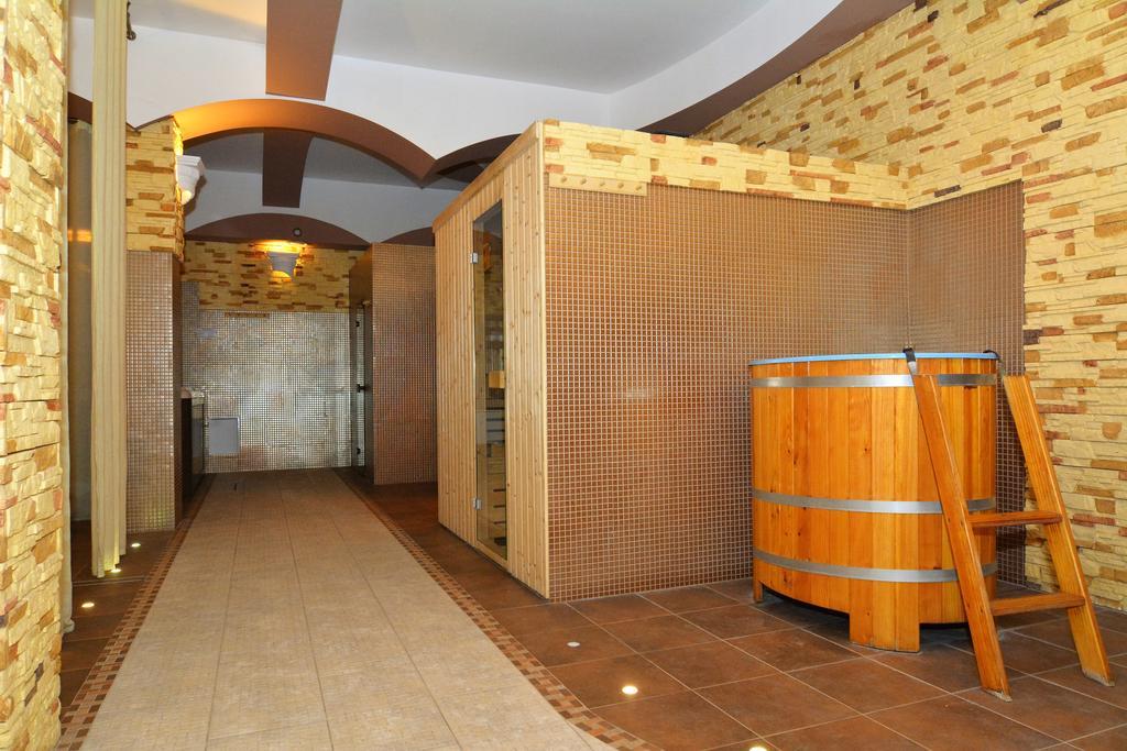 Sala Bankietowa I Pokoje Goscinne Sokolka Kültér fotó