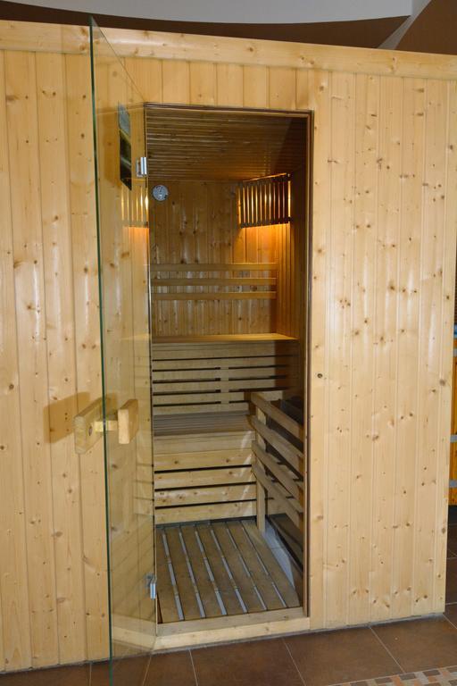 Sala Bankietowa I Pokoje Goscinne Sokolka Kültér fotó