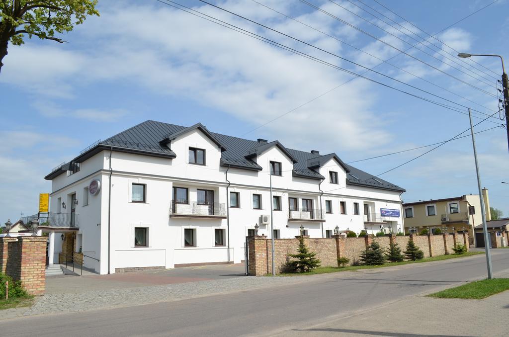 Sala Bankietowa I Pokoje Goscinne Sokolka Kültér fotó